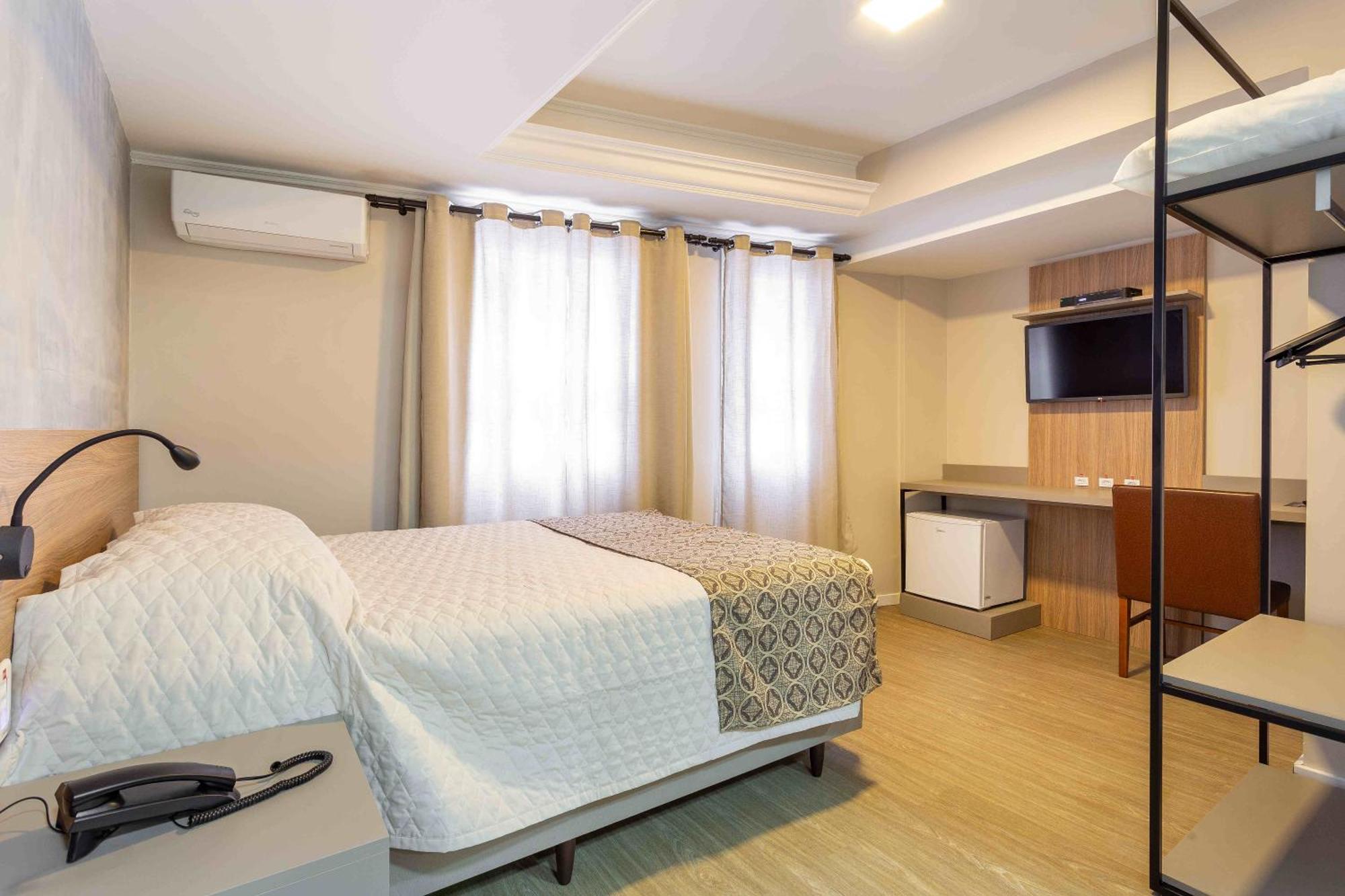 Hotel Dom Rafael Executivo Santa Maria  Buitenkant foto